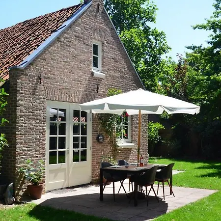 Bed & Breakfast Het Huijsje Woudrichem